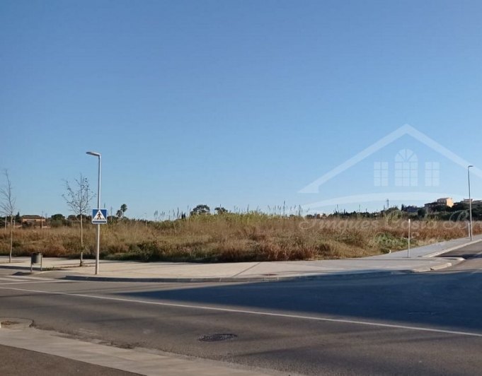 4014 - TERRENOS INDUSTRIALES EN VENTA EN PALAFRUGELL