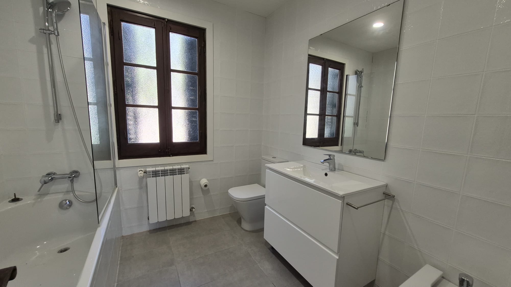 EN VENTA Joya Histórica Frente al Mar: Finca Exclusiva en la Bahía de Tamariu