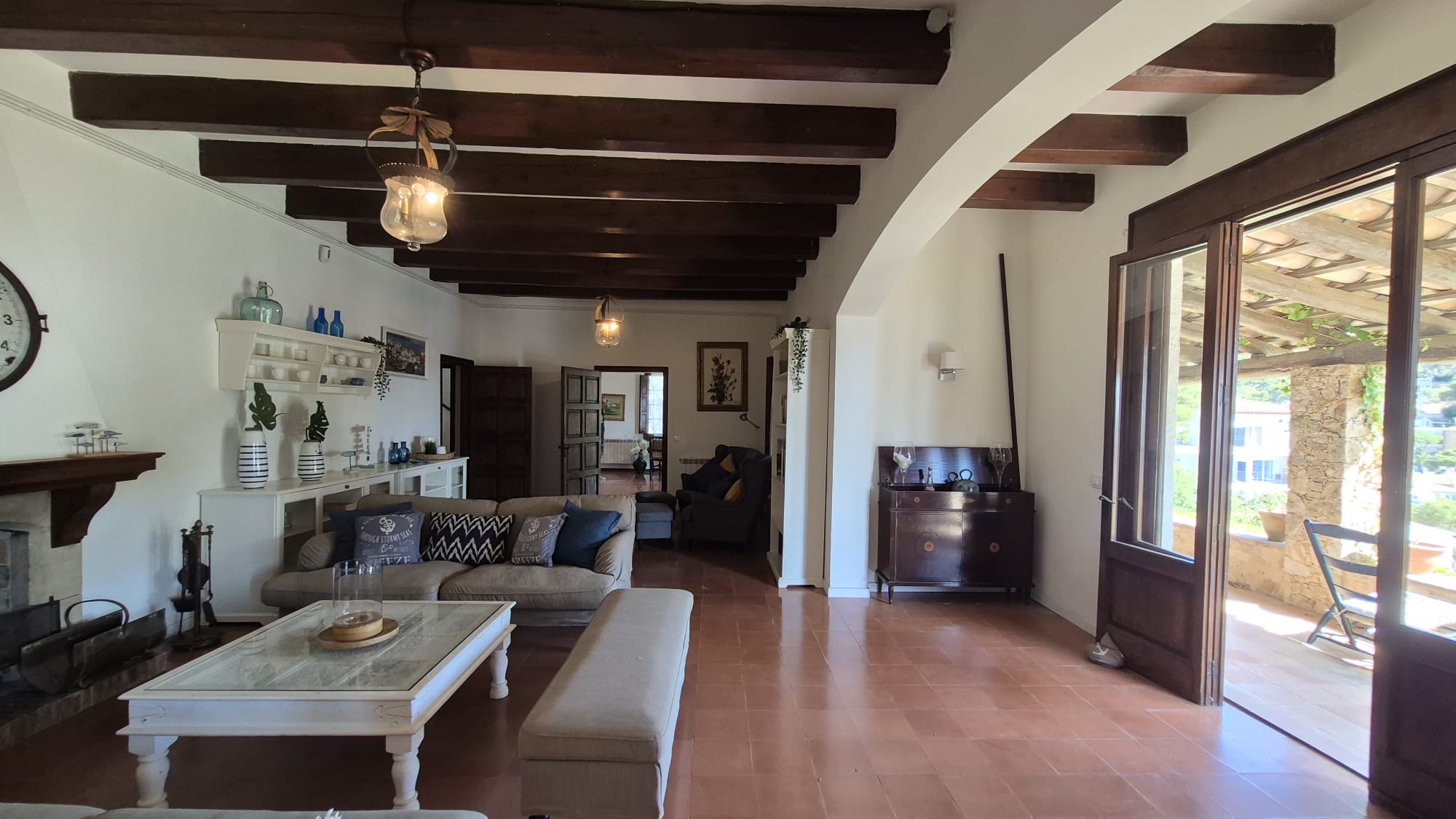 EN VENTA Joya Histórica Frente al Mar: Finca Exclusiva en la Bahía de Tamariu