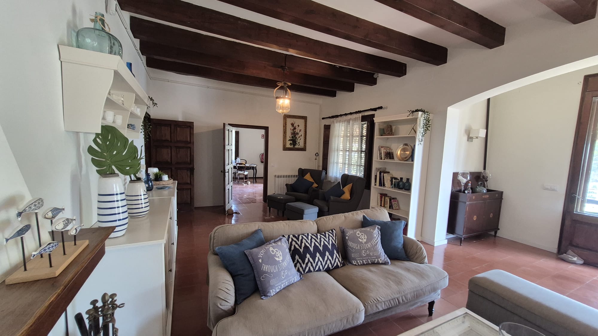 EN VENTA Joya Histórica Frente al Mar: Finca Exclusiva en la Bahía de Tamariu