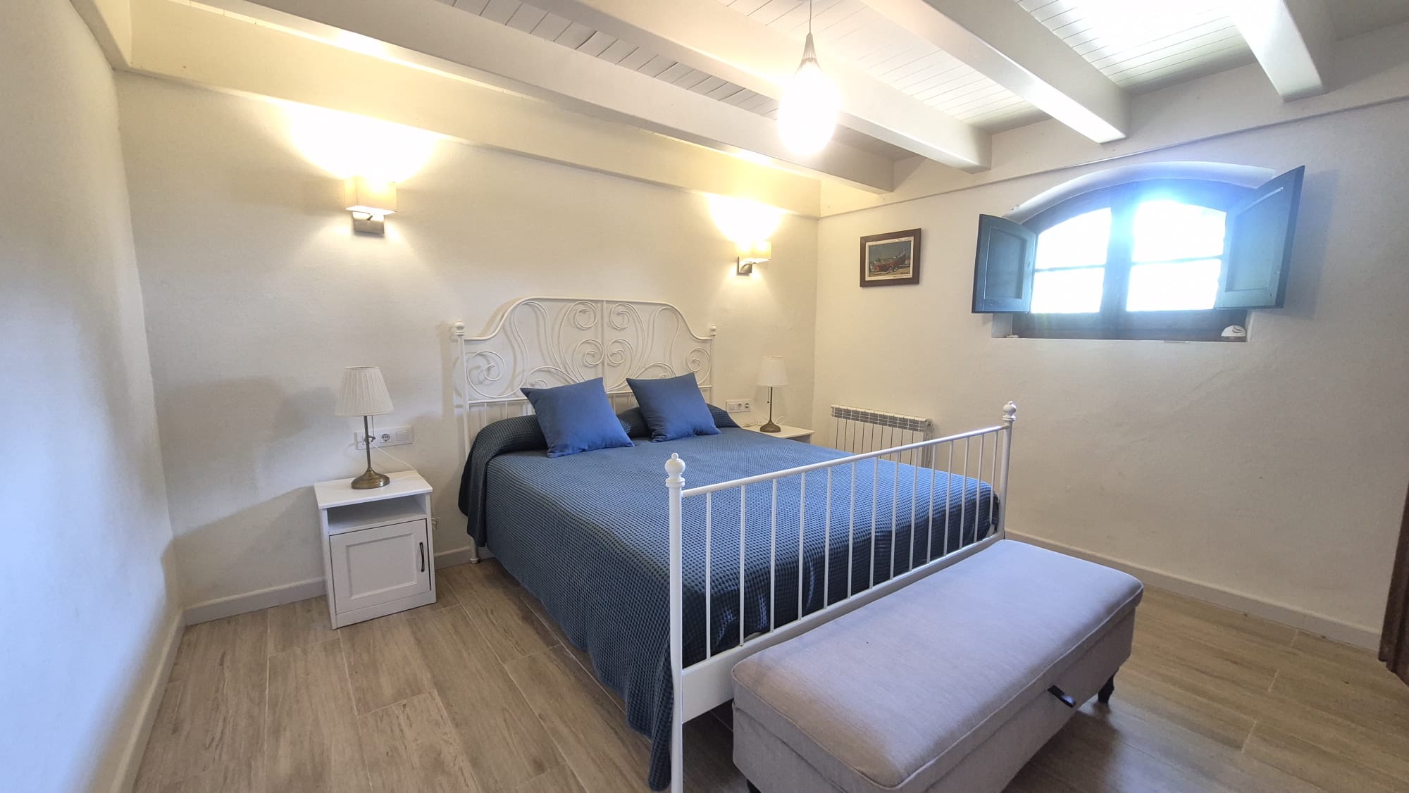 EN VENTA Joya Histórica Frente al Mar: Finca Exclusiva en la Bahía de Tamariu