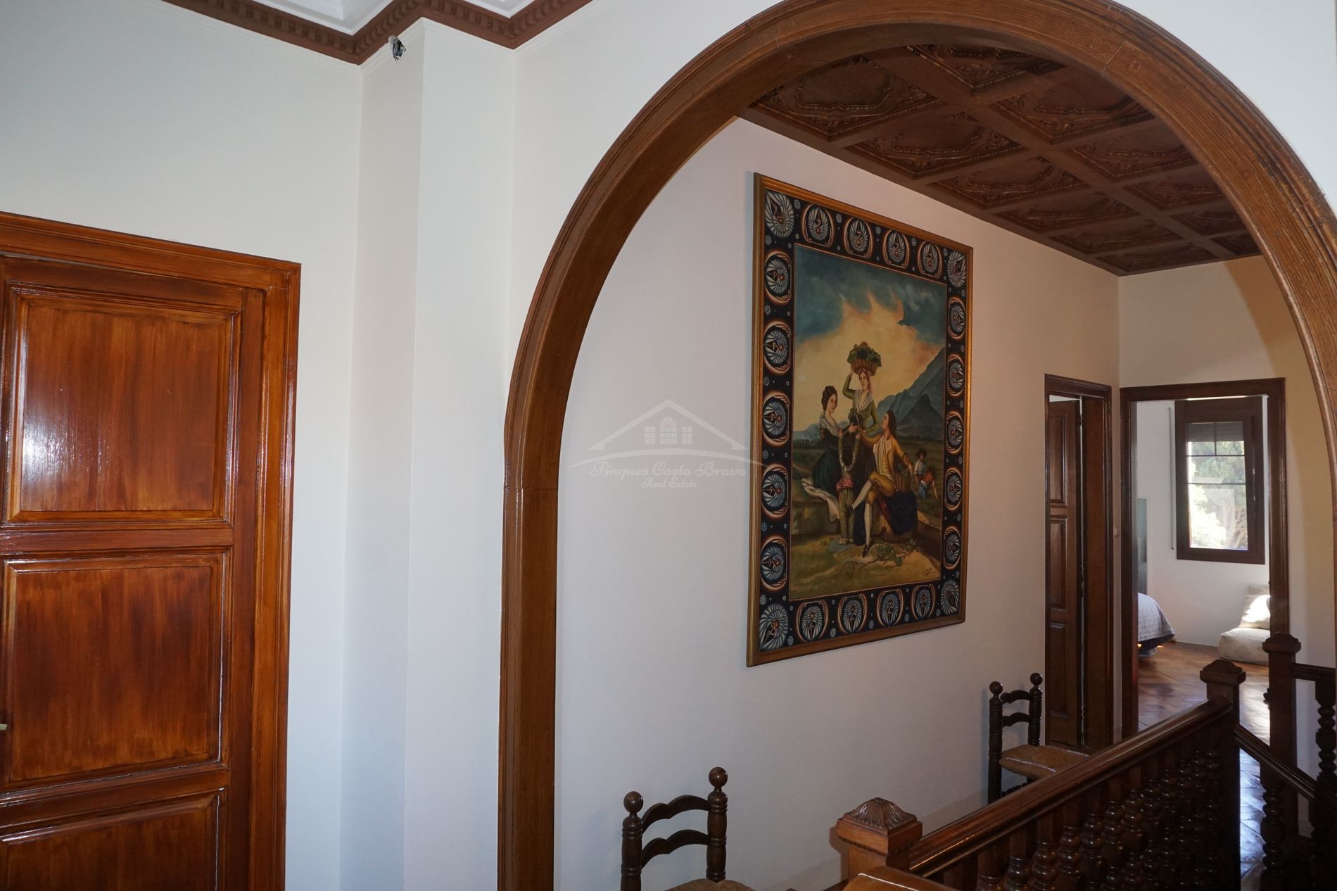 Modernist house for sale, dating from the early twentieth century, restored with exquisite taste, located in the center of Palafrugell, Girona.